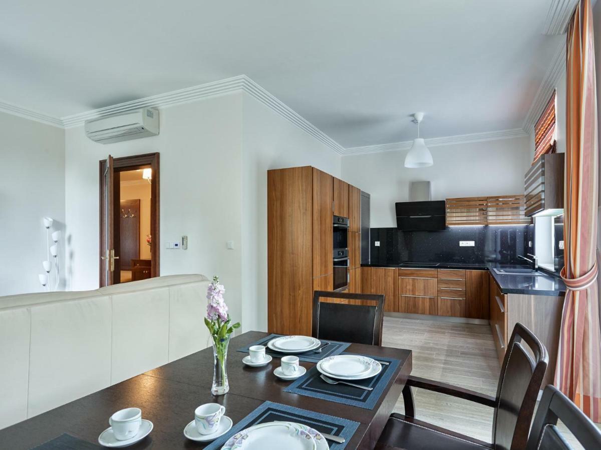 Apartment Villa Dionysus Karlovy Vary Exterior foto